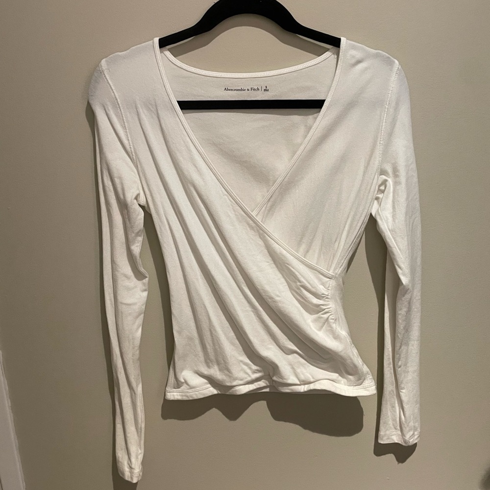 Abercrombie & Fitch Long sleeve wrap top